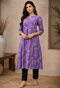 avAraNIya® Purple Floral Printed A-Line Kurti for Women