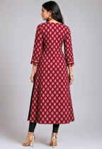 avAraNIya® Wine Printed Flared Kurti for Women