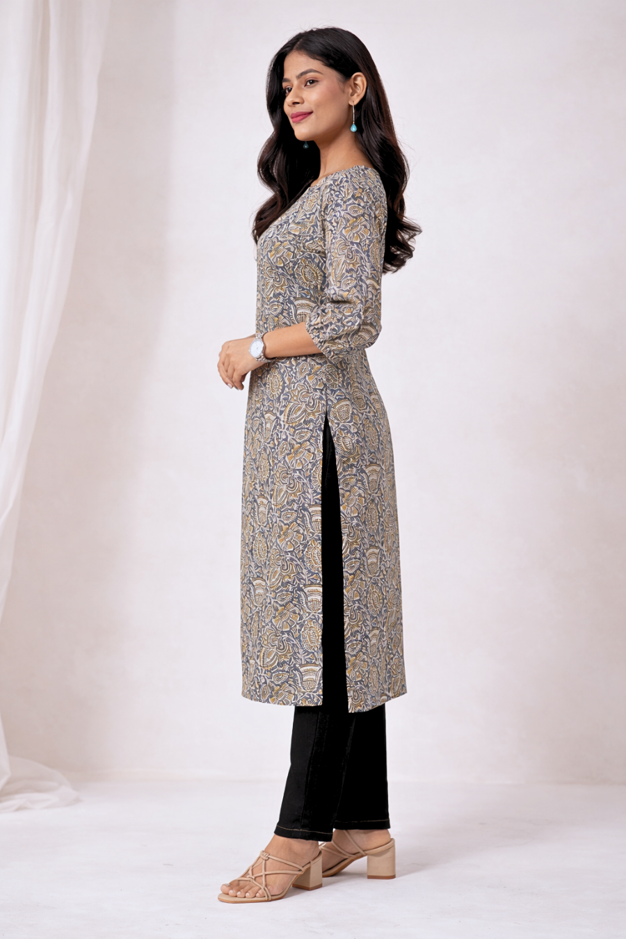 Blue & Mustard Paisley Printed Straight Kurta